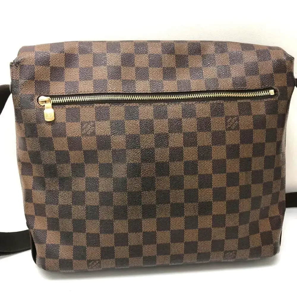 LOUIS VUITTON Brown Damier Canvas Messenger Shoulder Bag